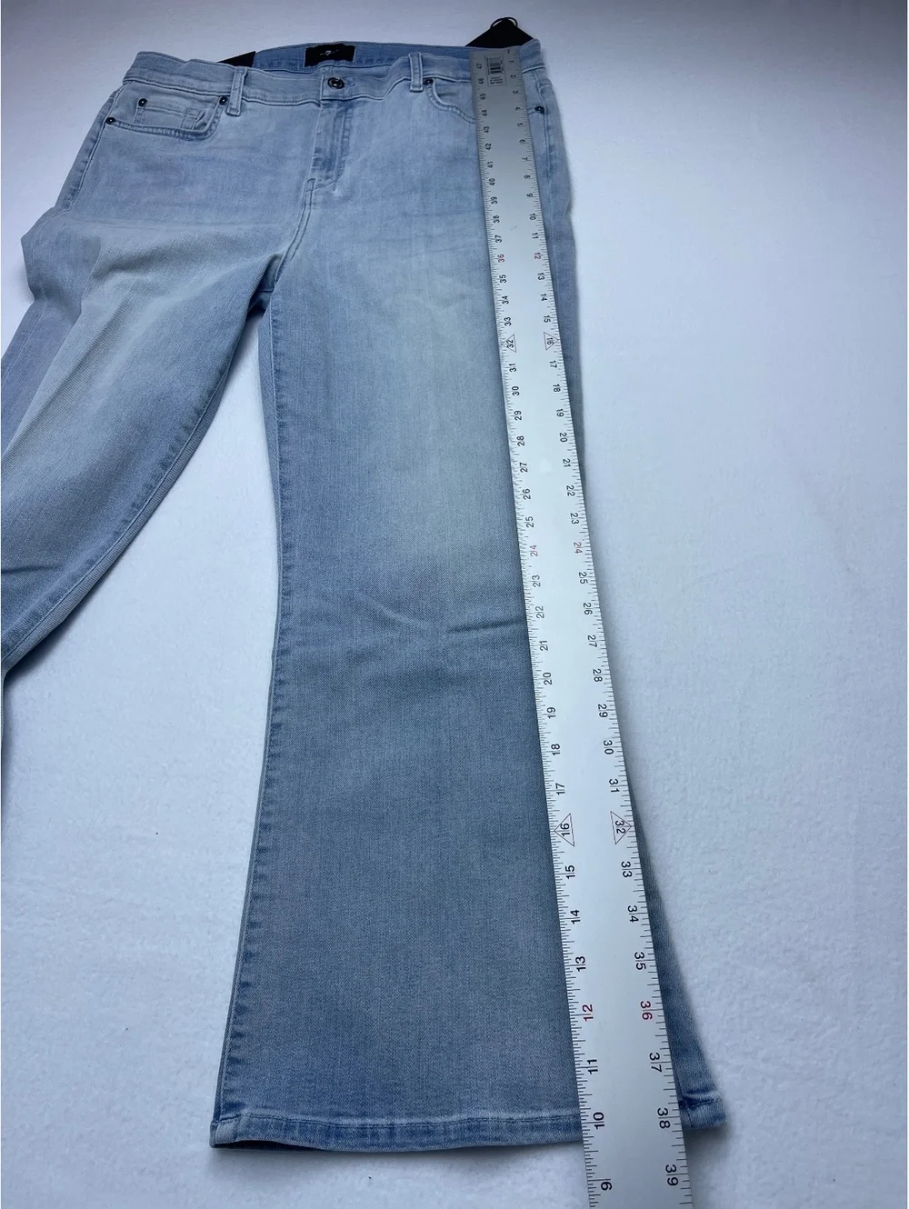 -N0055- 7 For All Mankind Light Blue Flared Denim Jeans Size 33